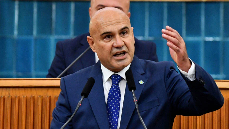 Turhan Comez Kimse Bizi Destekleyin De Buyuksehirleri Alalim Diye Yola Cikmasin