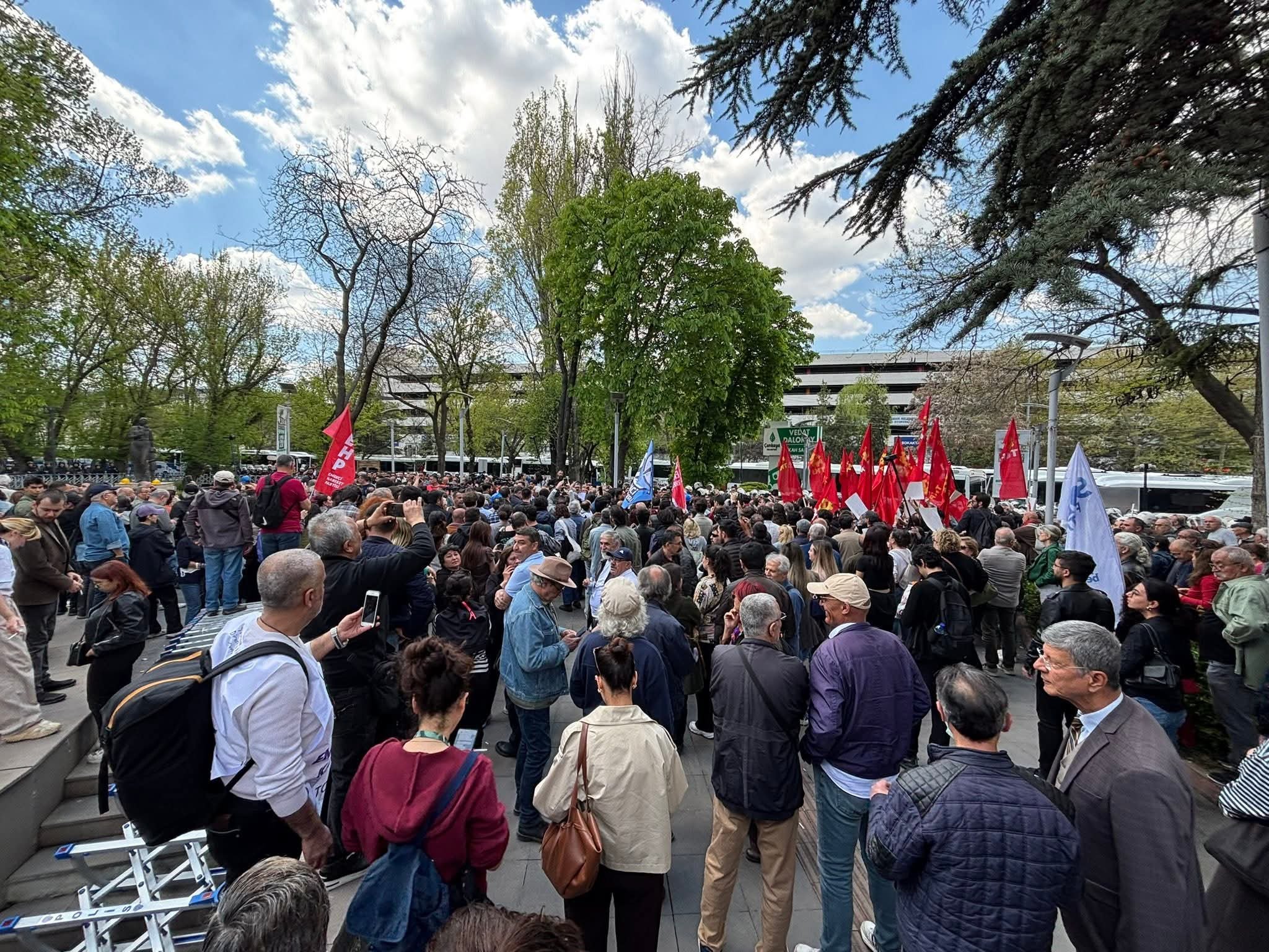 Whatsapp Image 2026 04 27 At 19.51.15