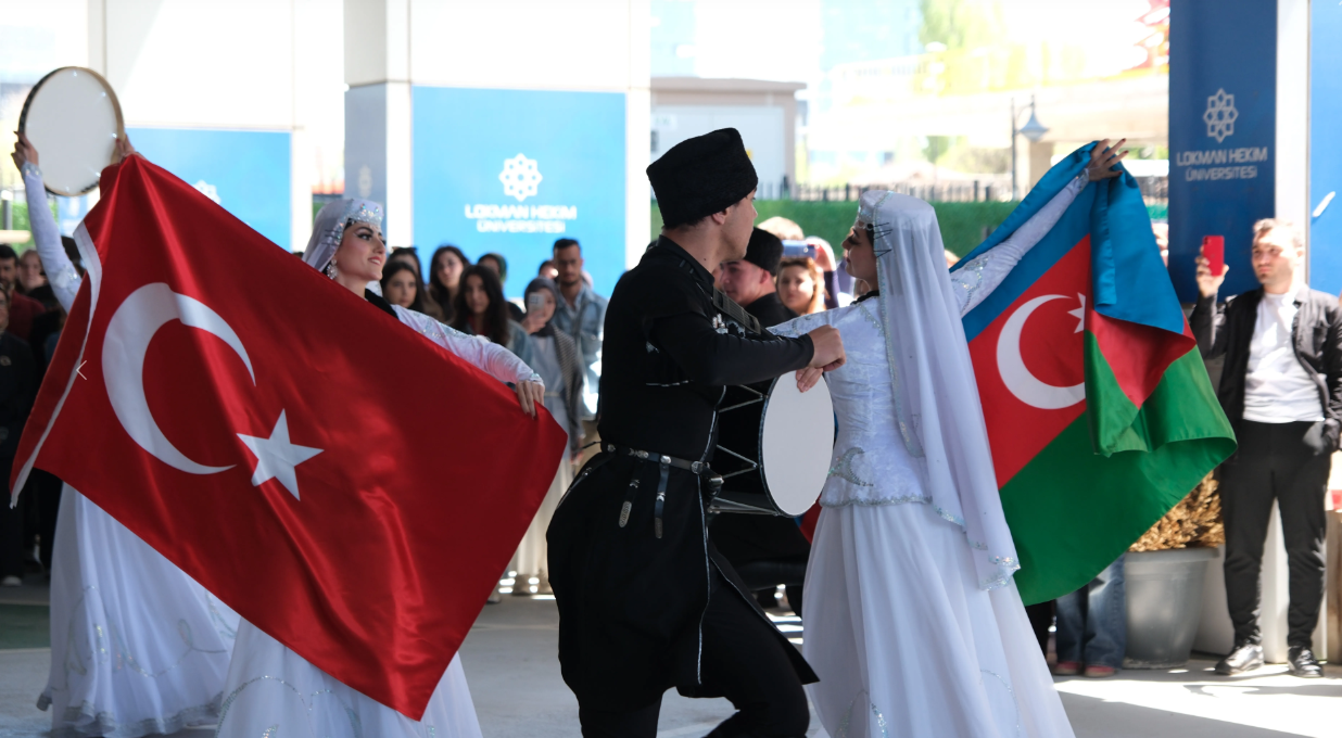 Ankara’da Kültürler Bir Araya Geldi: Uluslararası Öğrencilerden Renkli Etkinlik