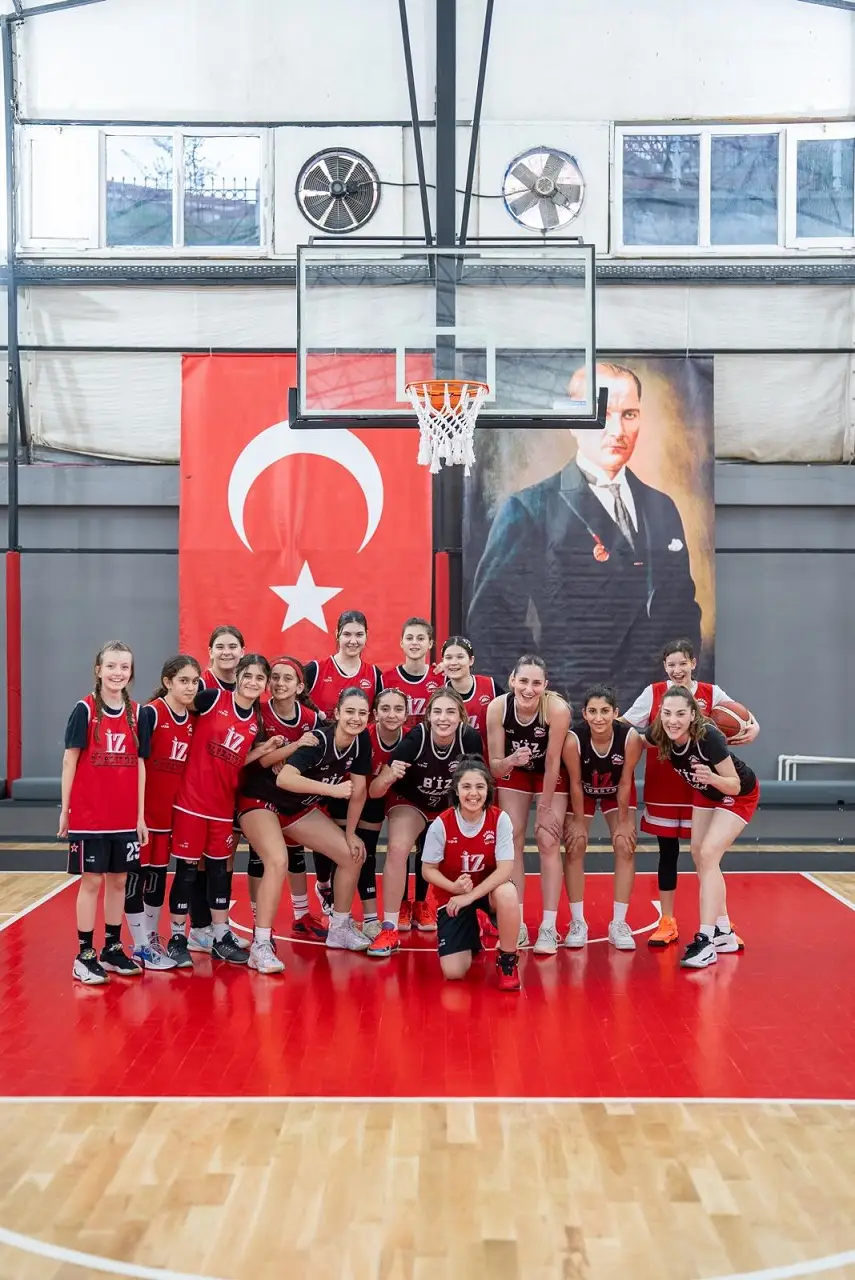 Baskent Iz Spor Kulübü Sut Klinigi Ankara Basketbol (1)
