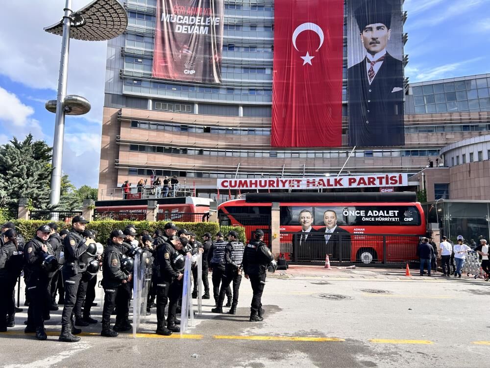 Chp Polis Müdahalesi (1)