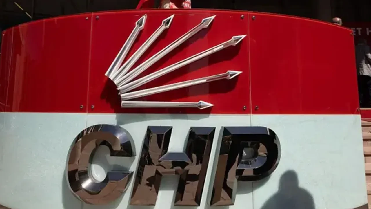 Chpde Mutlak Butlan Krizi Bir Vekil Icin Kesin Ihrac Talebi 3337023