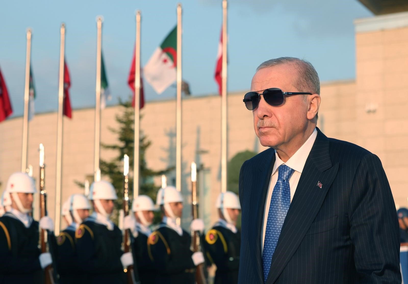 Cumhurbaşkanı Erdoğan, Cezayir Cumhurbaşkanı Tebbun'u Karşıladı (3)