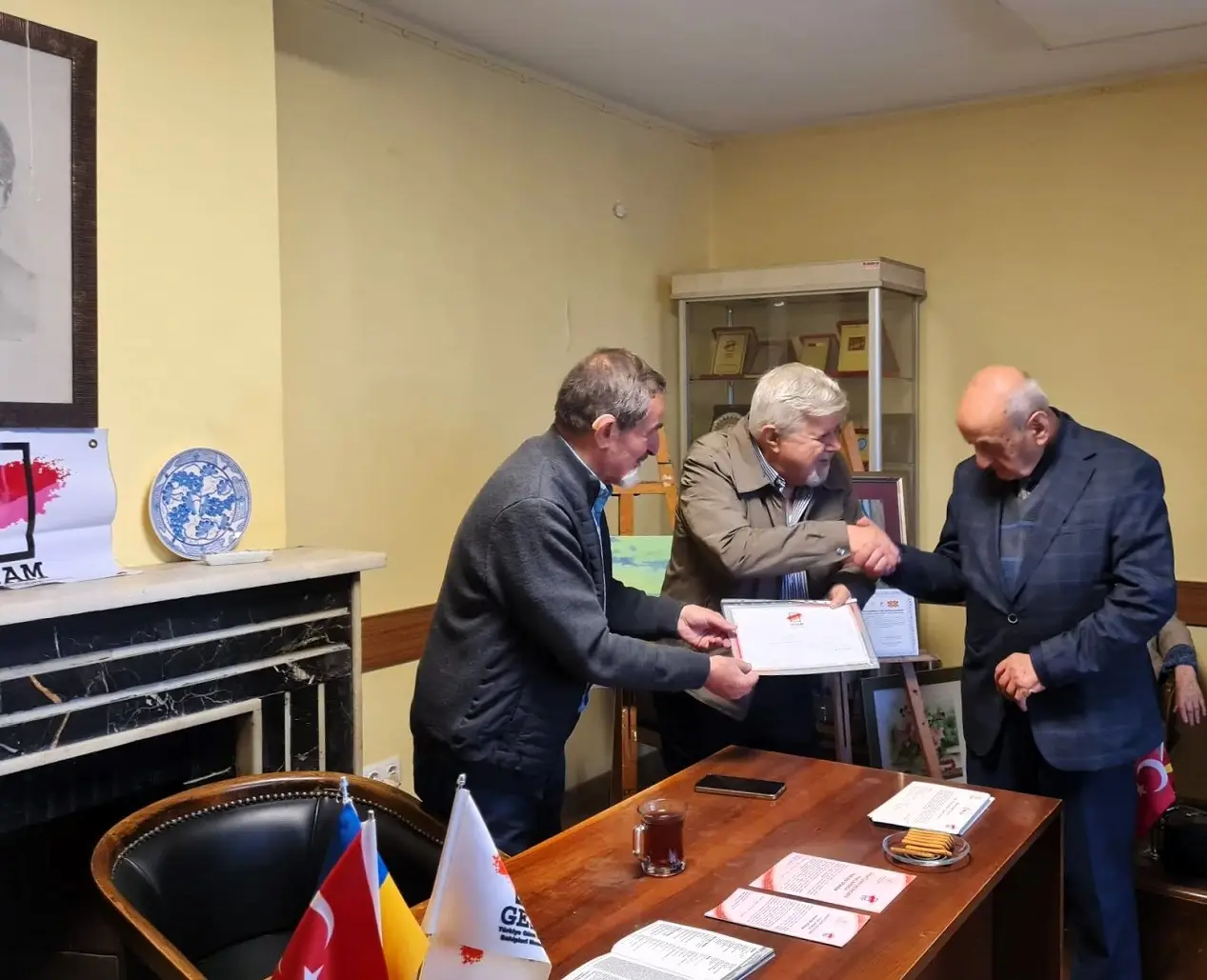 Emekli Vali Nevzat Sinan Gesam Kitap Imza Söyleşi Matador Pakize Nira (3)