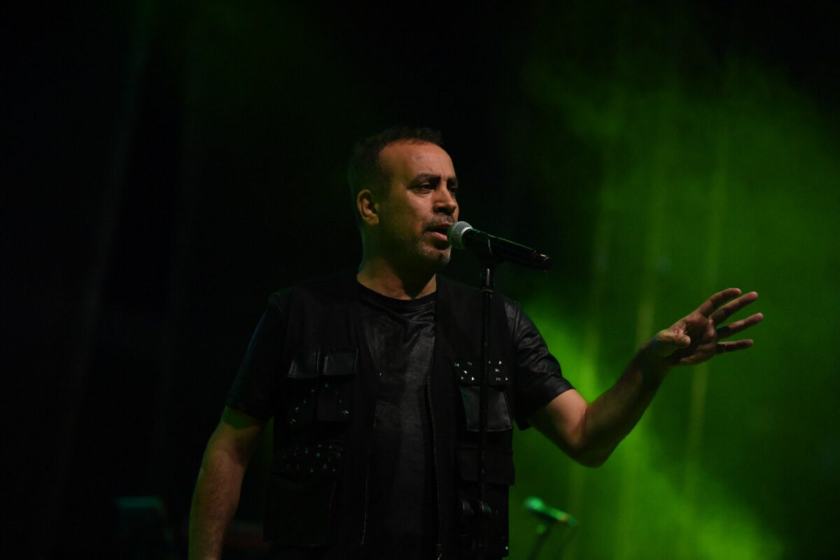 Haluk Levent2