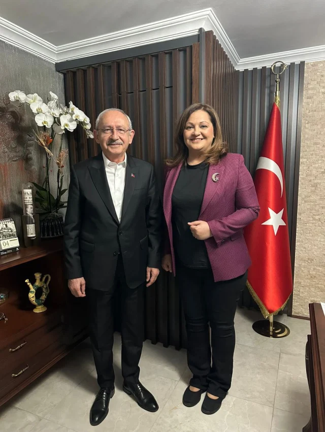 Iste Ozgur Ozel Tarafindan Bur 19827199 1236 1 M