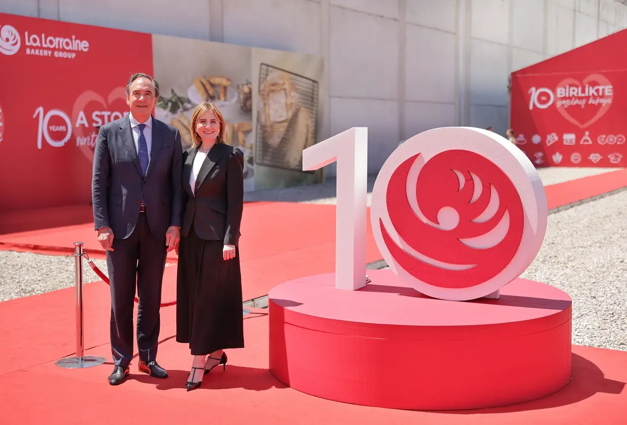 La Lorraine Manisa Fabrikası Guido Van Herpe Neslihan Nigiz Ulak