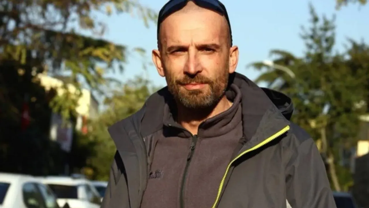 Manifest Lidya Pinarin Babasi Ahmet Pinar Kimdir Ne Is Yapiyor Hangi Dizilerde Oynadi Lzje