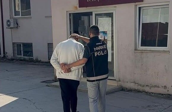 Muğla’da Bayram Öncesi Narkotik Darbesi Madde Ve Silah Ele Geçirildi