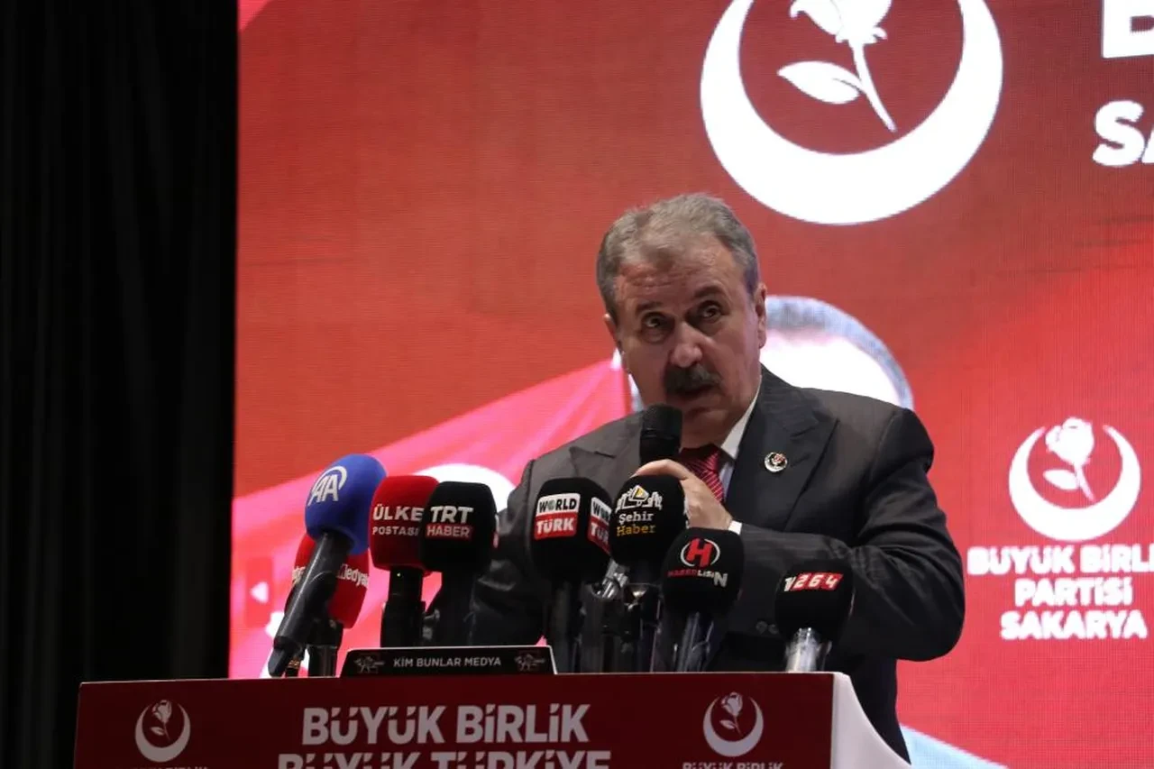 Mustafa Desticiden Ahmet Turke Sert Tepki Hainlik Yapiyor Kes Sesini 3335949 202605170758 3