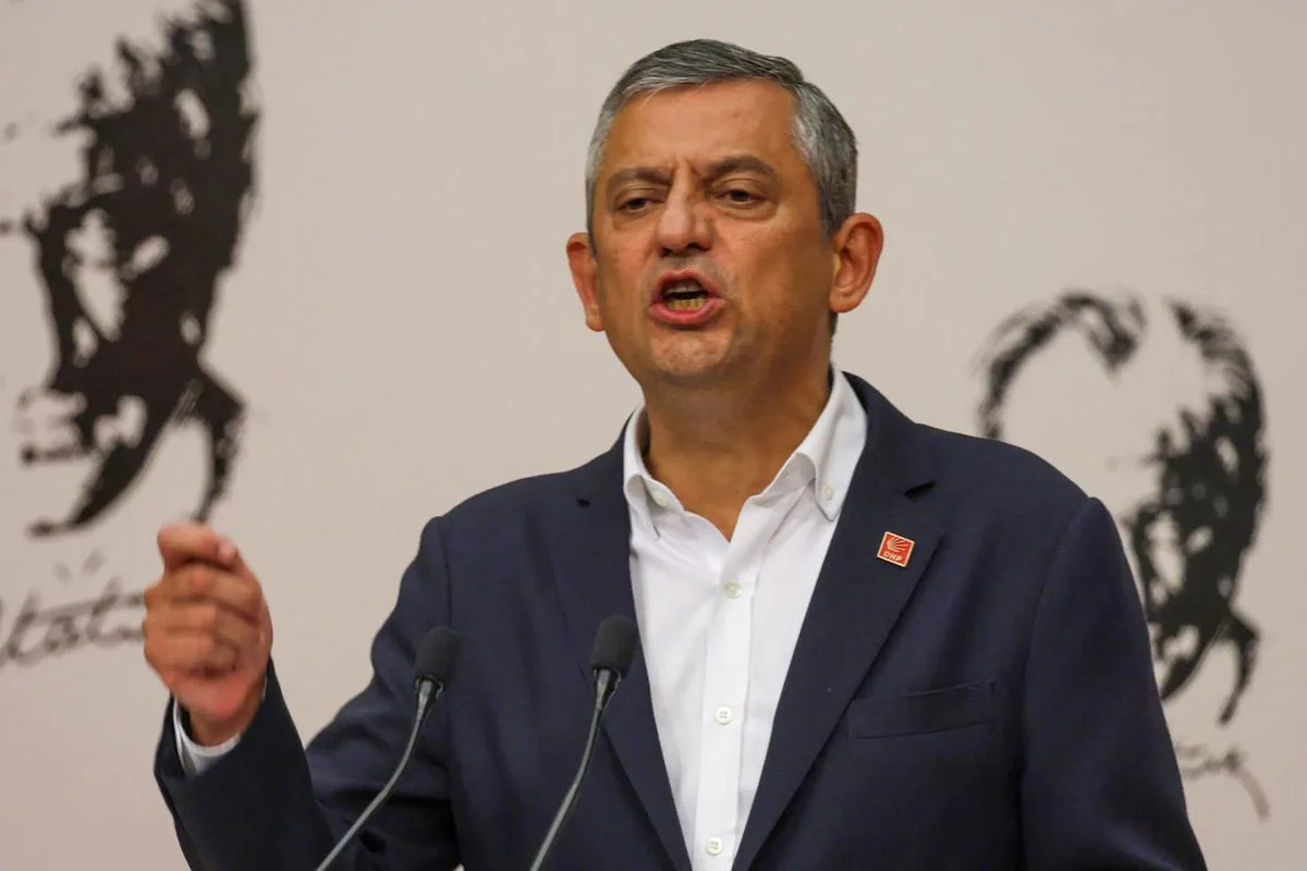 Ozgur Ozelden Vekillerin Yeni Parti Kuralim 19877344 5626 Amp