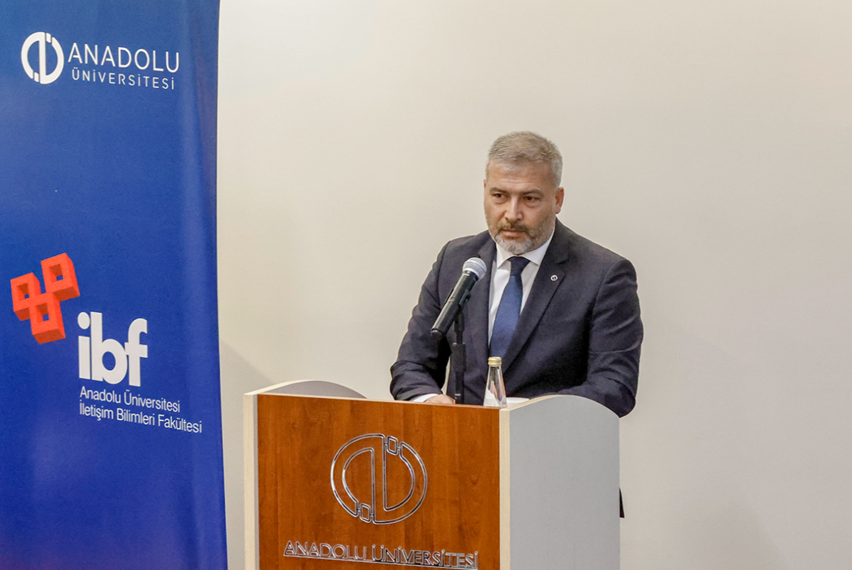 Rektör Adıgüzel