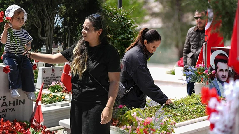 Sehit Yakinlarina Cifte Maas Duzenlemesi Kanun Teklifi Meclise Geliyor Gije