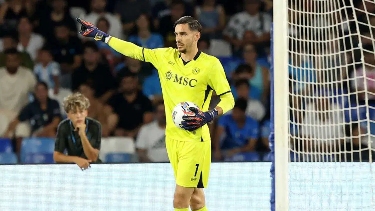 Alex Meret2
