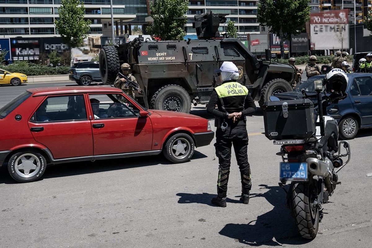 Ankarada Nato Zirvesi Teyakkuzu Memurlara 6 Gun 20000130 8771 Amp