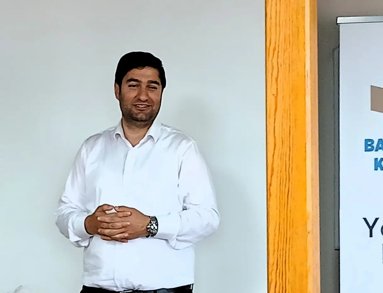 Bi̇k Umed Yerel Medyada Dijital Atılım Akademisi Edip Üzen Memurlar