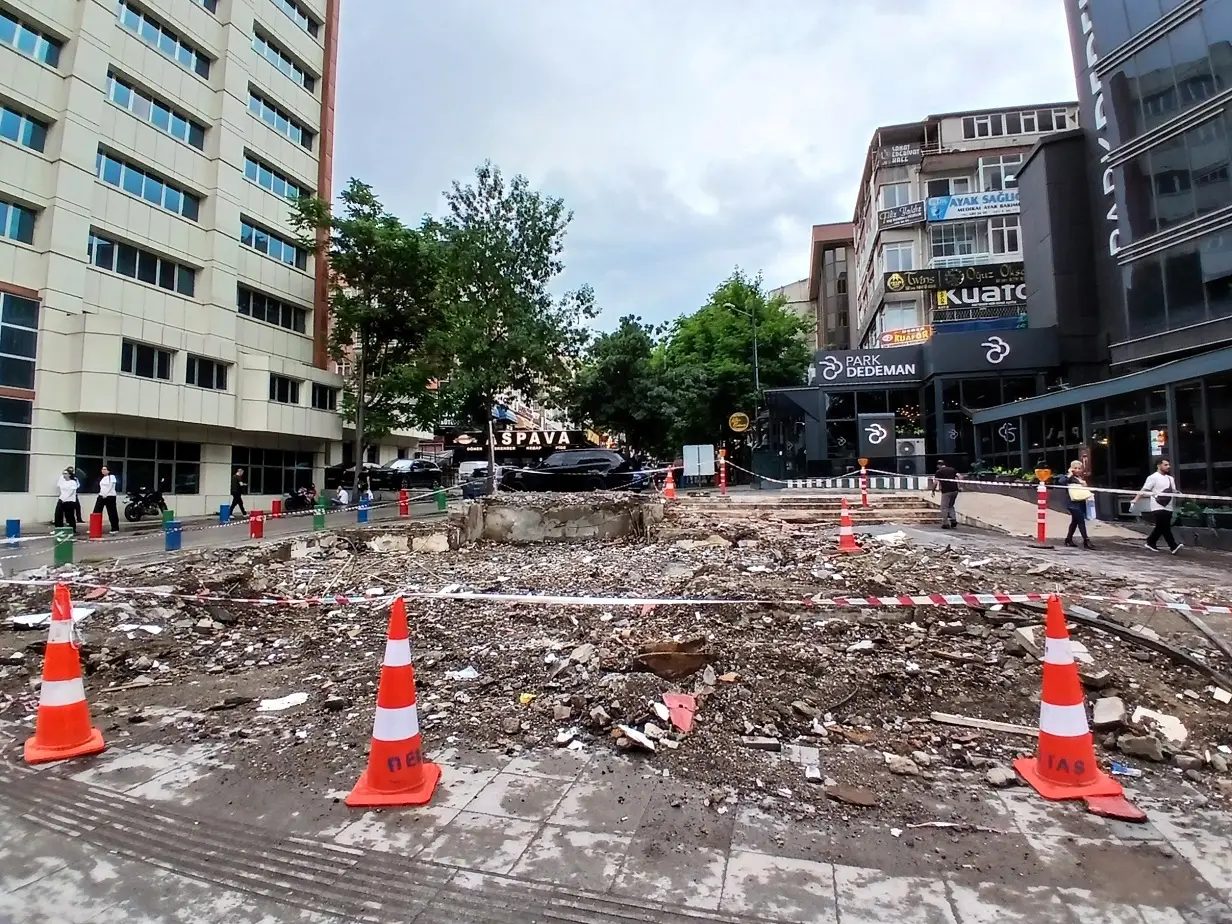 Çankaya Ziya Gökalp Bulvarı Selanik Caddesi Üst Geçit Yıkım (3)