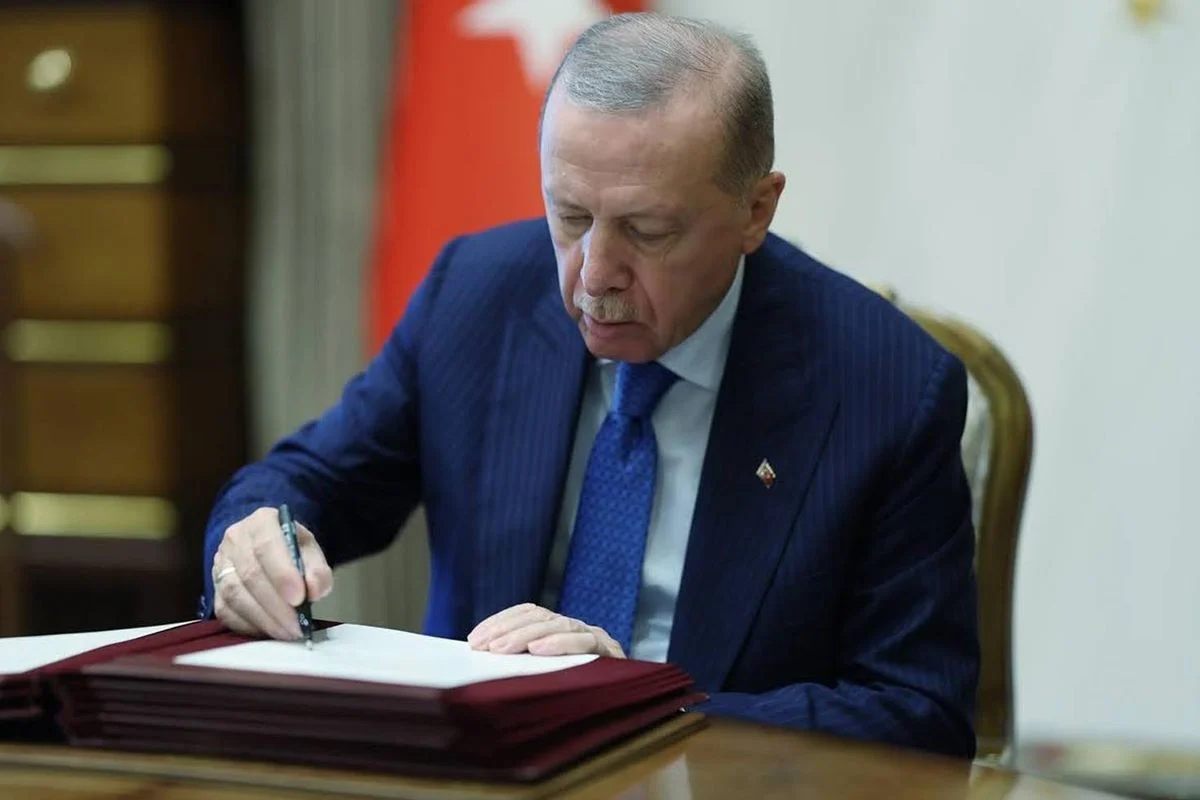 Cumhurbaskani Erdogan Imzaladi Mus Bitlis Siniri 19946695 6193 Amp