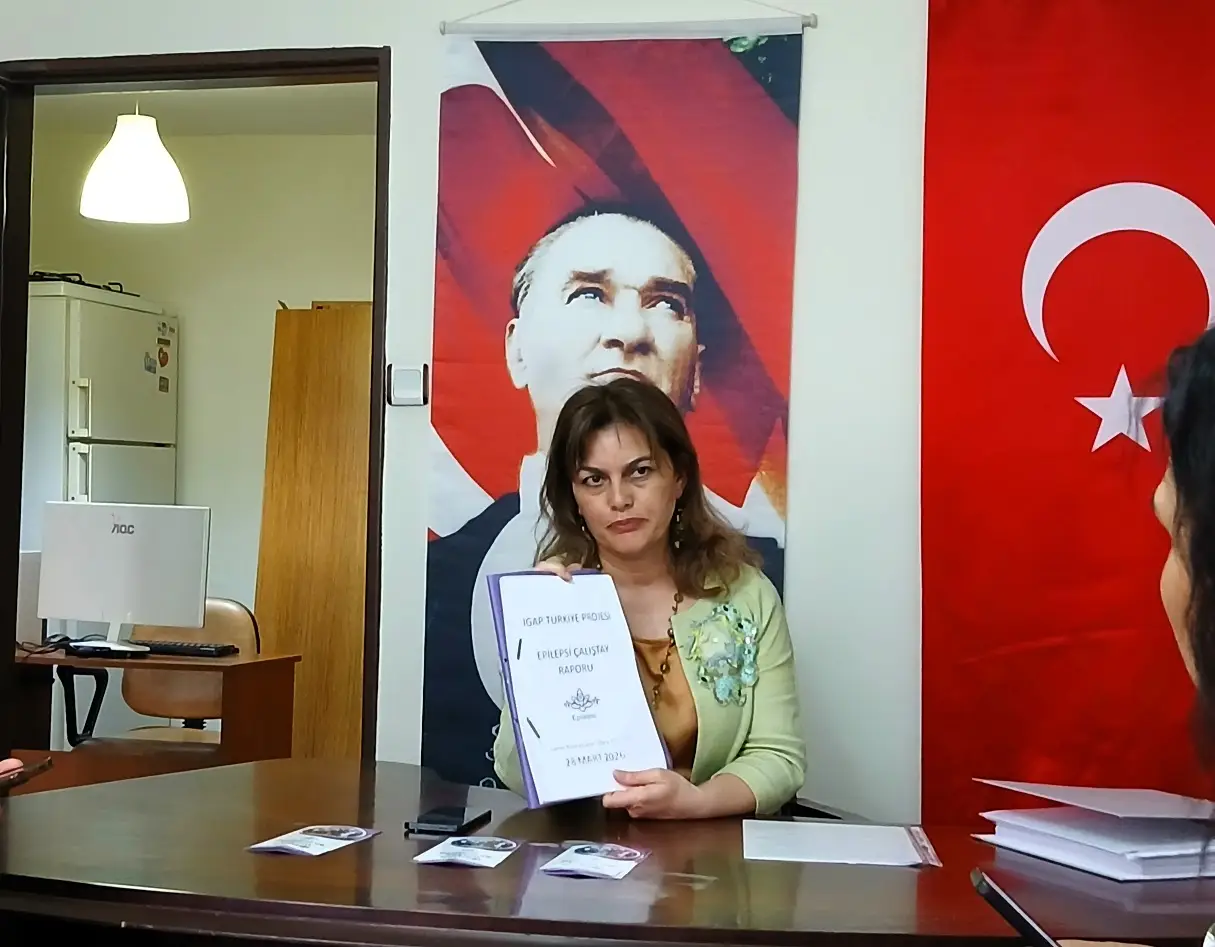 Epilepsi Ve Yaşam Derneği Başkanı Ebru Öztürk Basın Açıklaması (6)