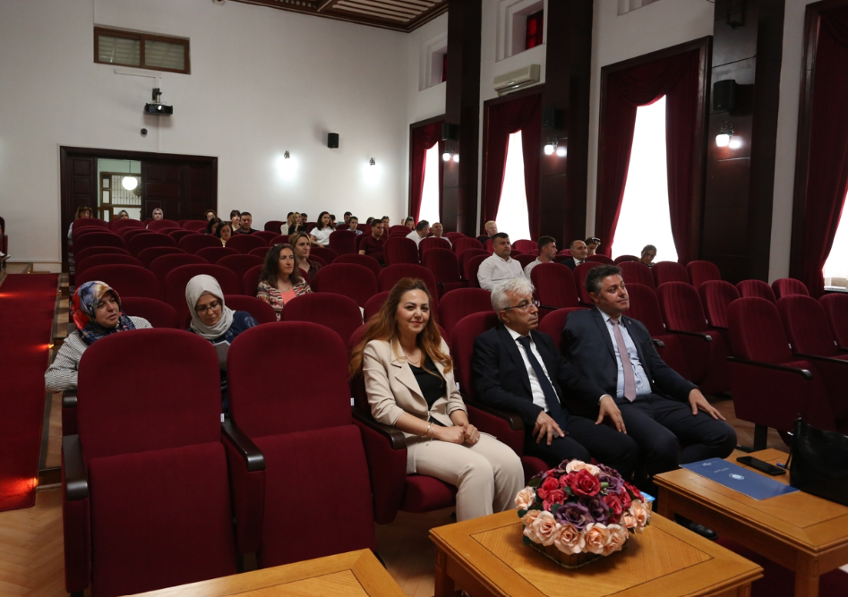 Gazi Ü Egitim Ankara