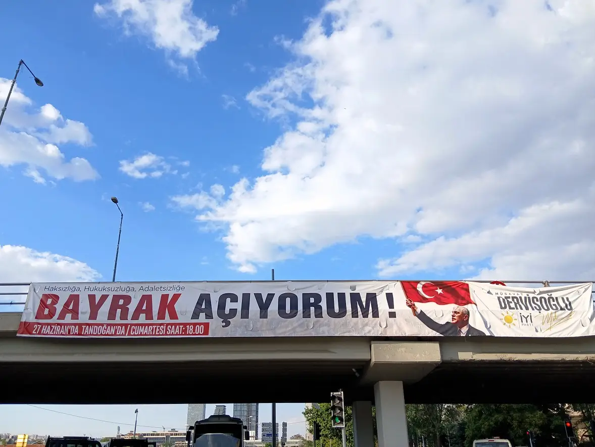 Iyi Parti Bayrak Açıyorum Miting Tandoğan Öeydanı (7)