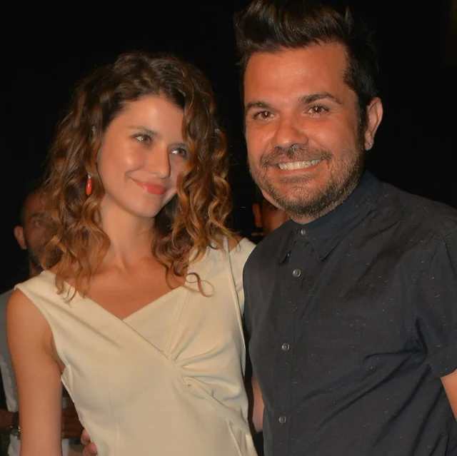 Kenan Dogulu Ve Beren Saat Goz 19935224 6120 1 M