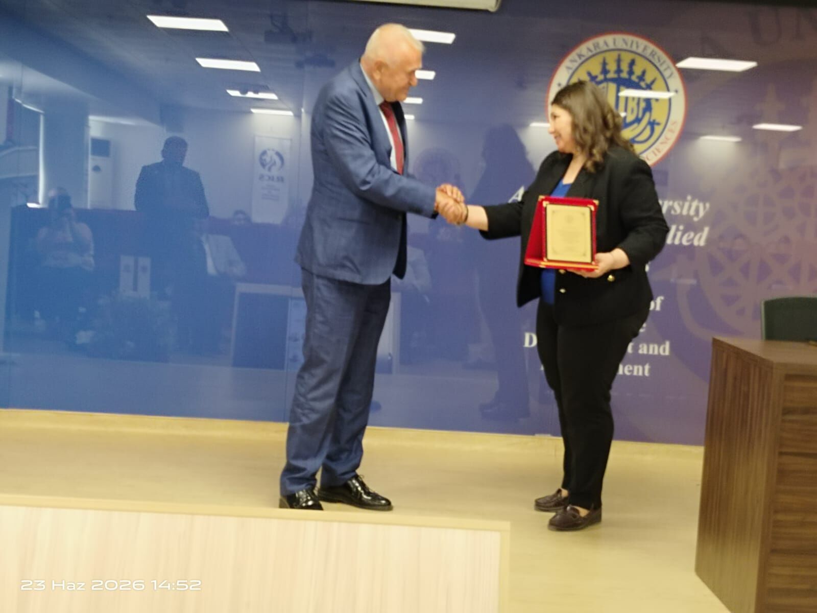 Yaşanabi̇li̇r Dünya (1)