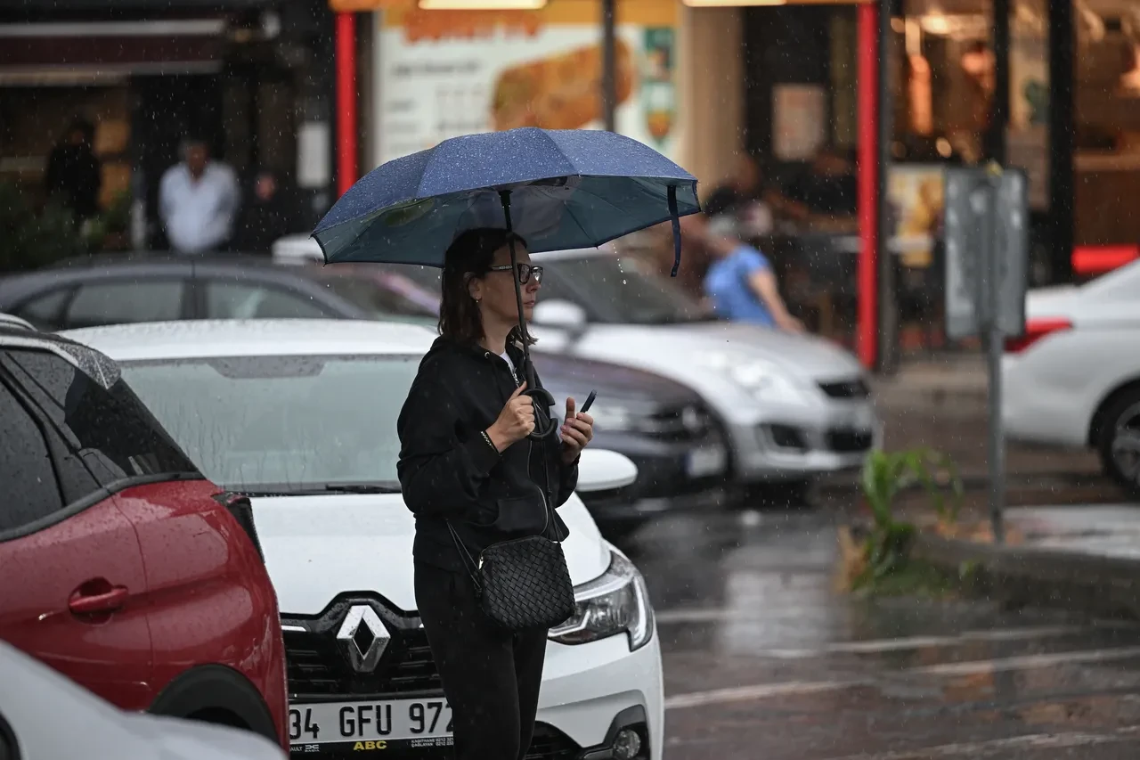 26 Temmuz 2026 Hava Durumu Meteorolojiden 9 Il Icin Sari Kodlu Uyari Saganak Ve Firti 3349709 202607260858 3