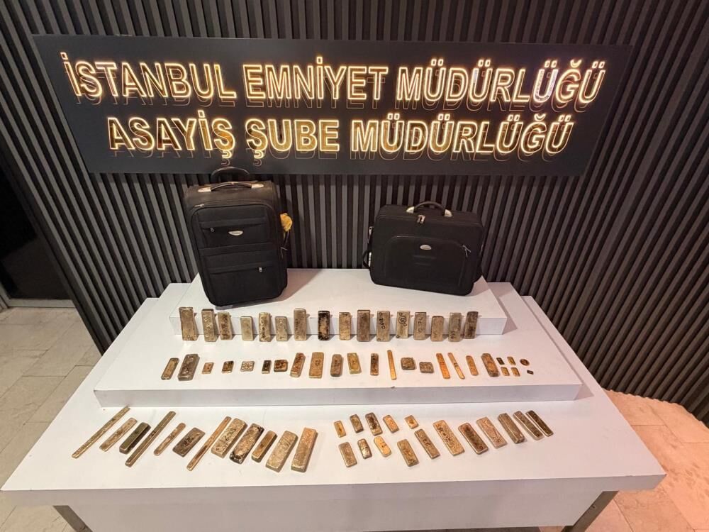 İstanbul'da film gibi soygun! 10 dakika içinde 170 milyon liralık hurda altın çaldılar