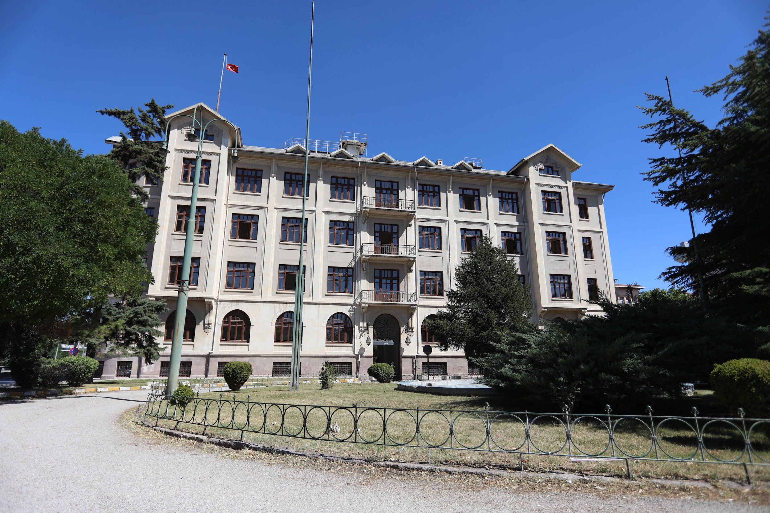 Ankara Medipol1