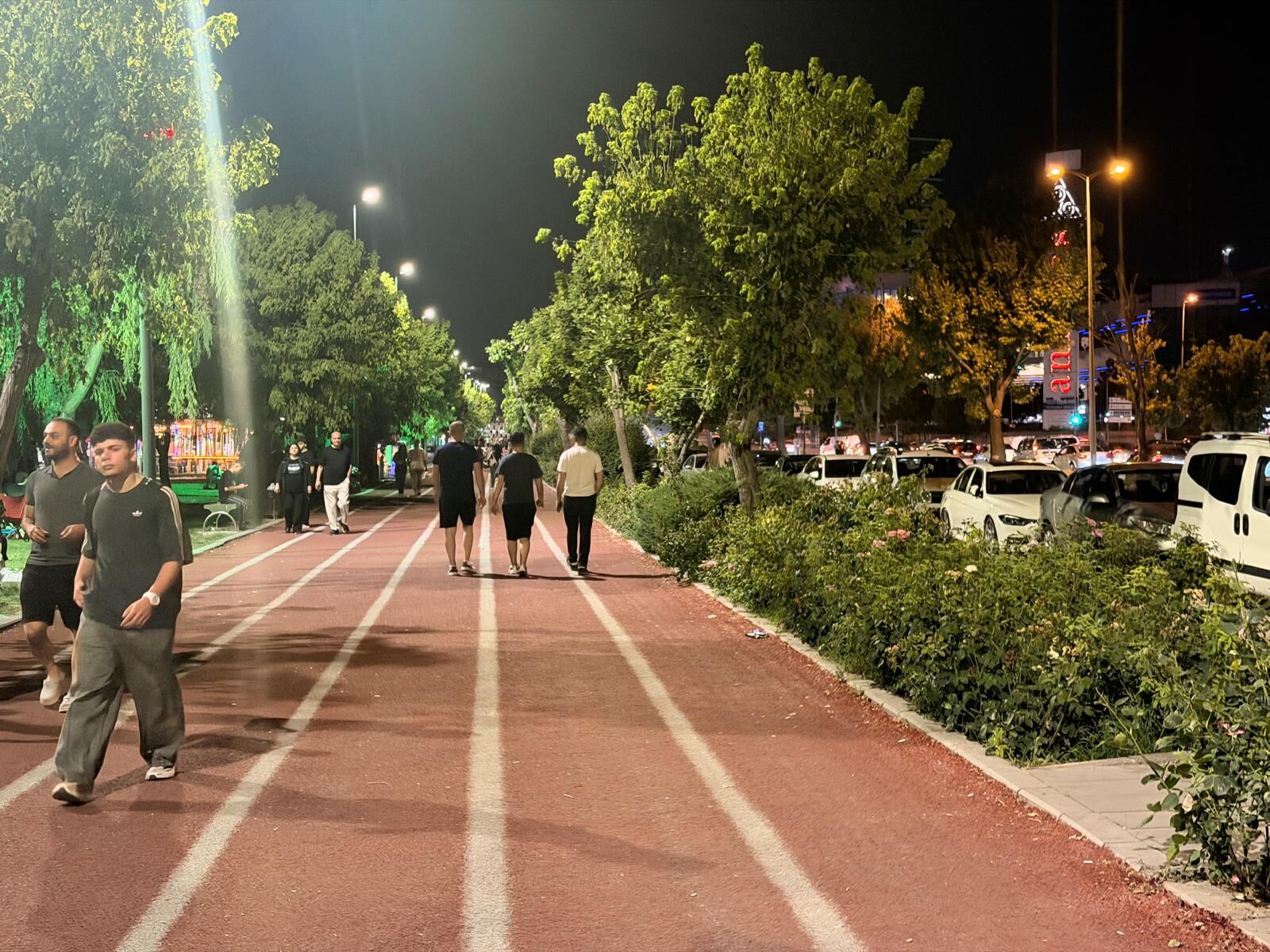 Ankara Yürüyüş Yapilacak Parklar Zeynepci̇k Parki (4)