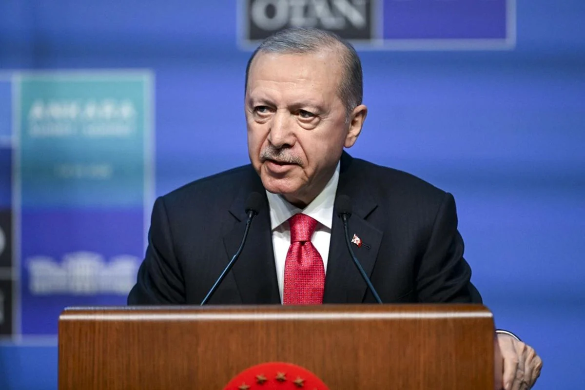 Cumhurbaskani Erdogan Nato Zirvesinin Ardindan 20032485 7322 Amp (1)