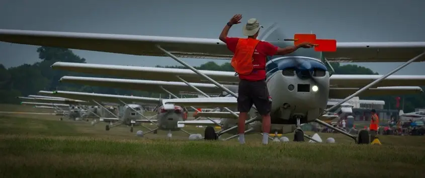 E A A Airventure Oshkosh Cess