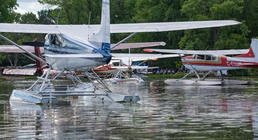 E A A Airventure Oshkosh Denz Ucagi