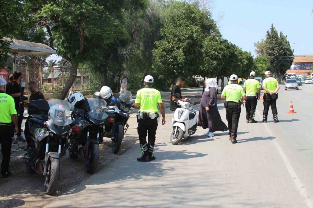 Gidecegim Yer Yakin Oldugu Icin Kask Takmadim Dedi Cezadan Kurtulamadi X6 S V K Wv W 1024X682