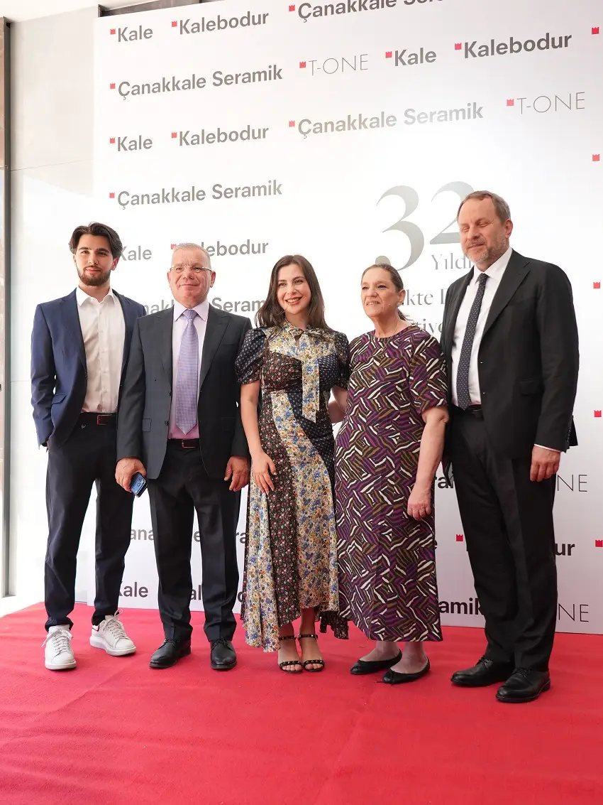Kale Seramik Azerbaycan Yaşayan Mekanlar Kale Grubu Zeynep Bodur Okyay (1)-1