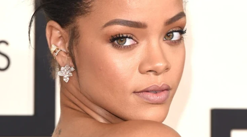 Rihanna Ankara