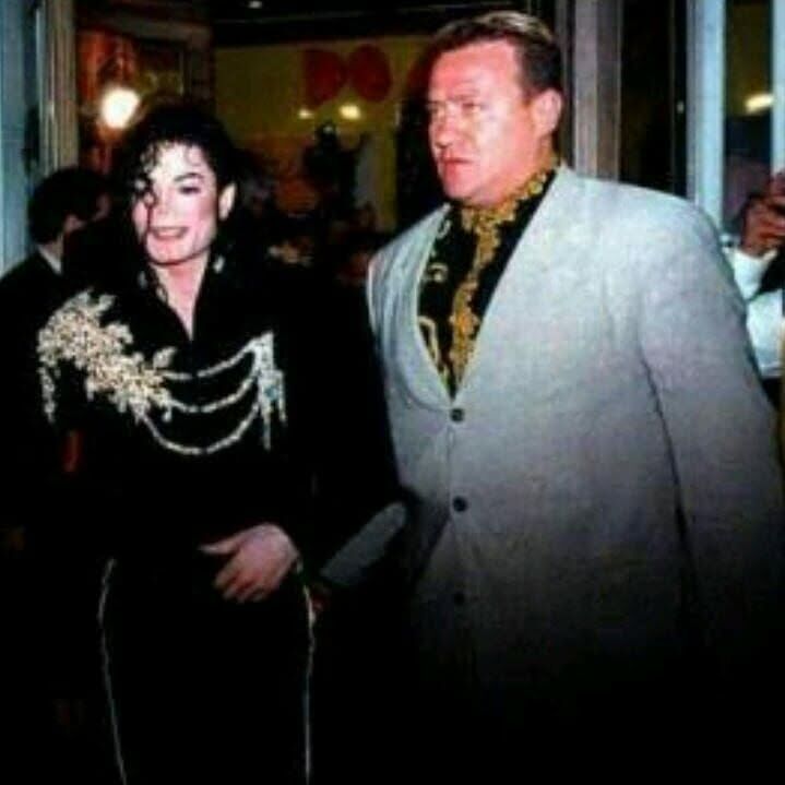 Savaş Menteş Micheal Jackson