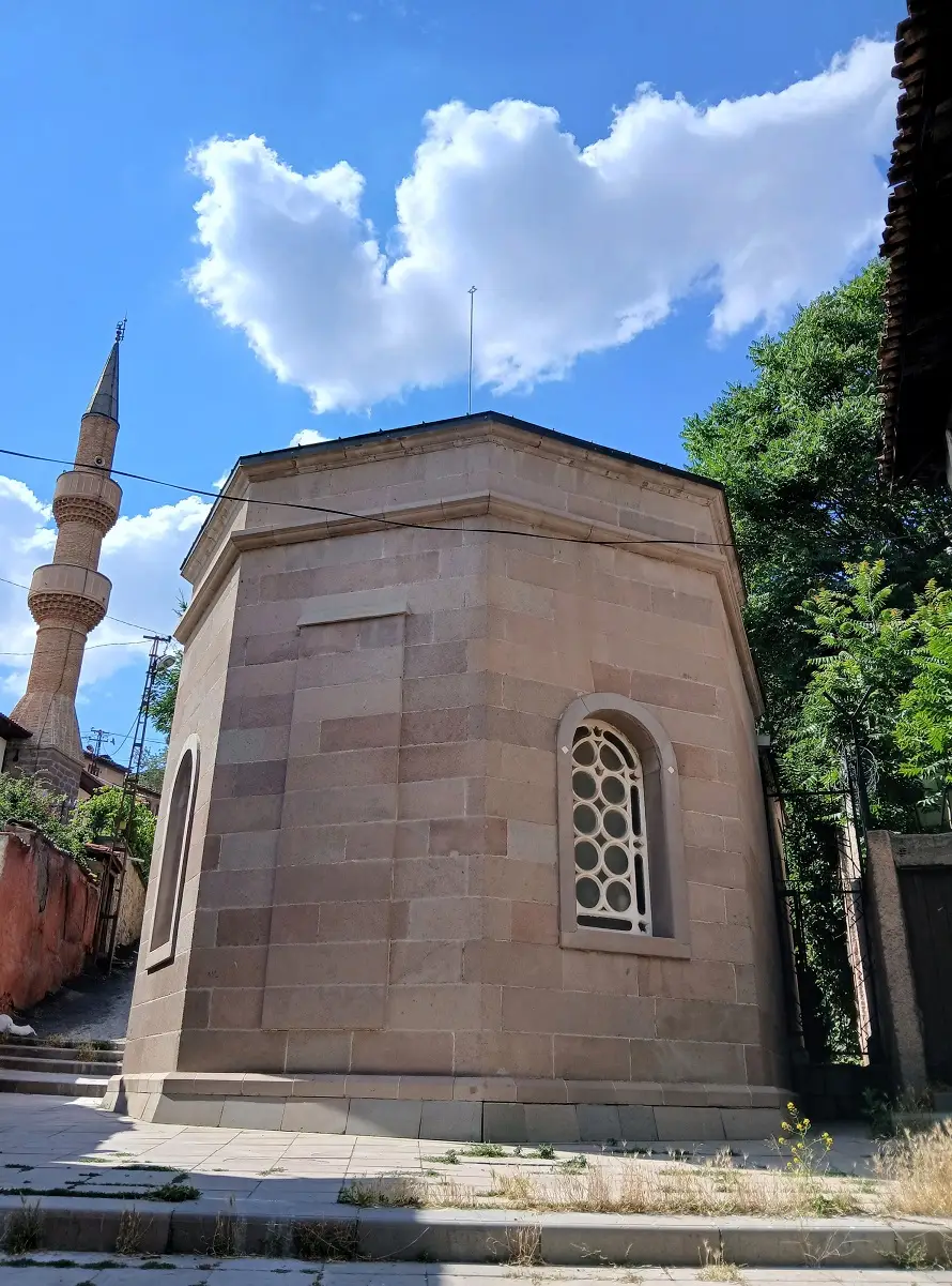 Seyyid Ali Türbesi Mermerli Sokak Ulucanlar Ankara (2)
