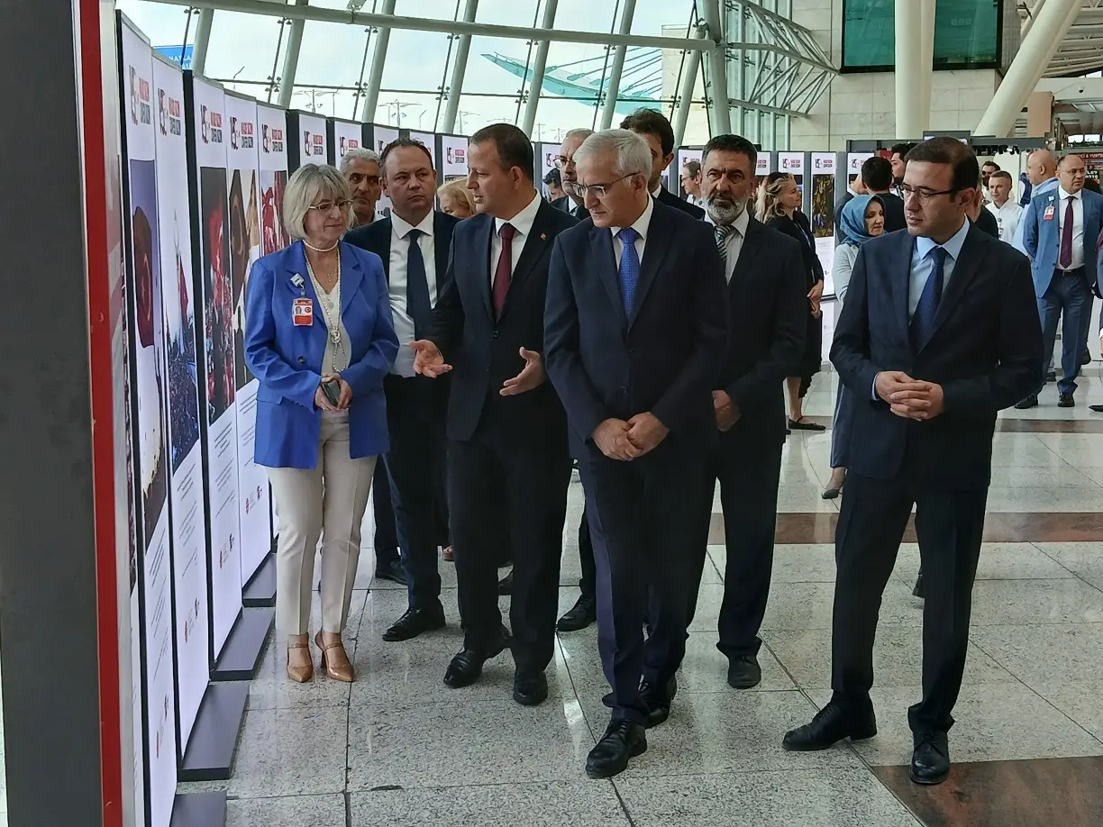 Tav Ankara Nuray Demirer Hafıza Hatıra 15 Temmuz Fotoğraf Sergisi Esenboğa