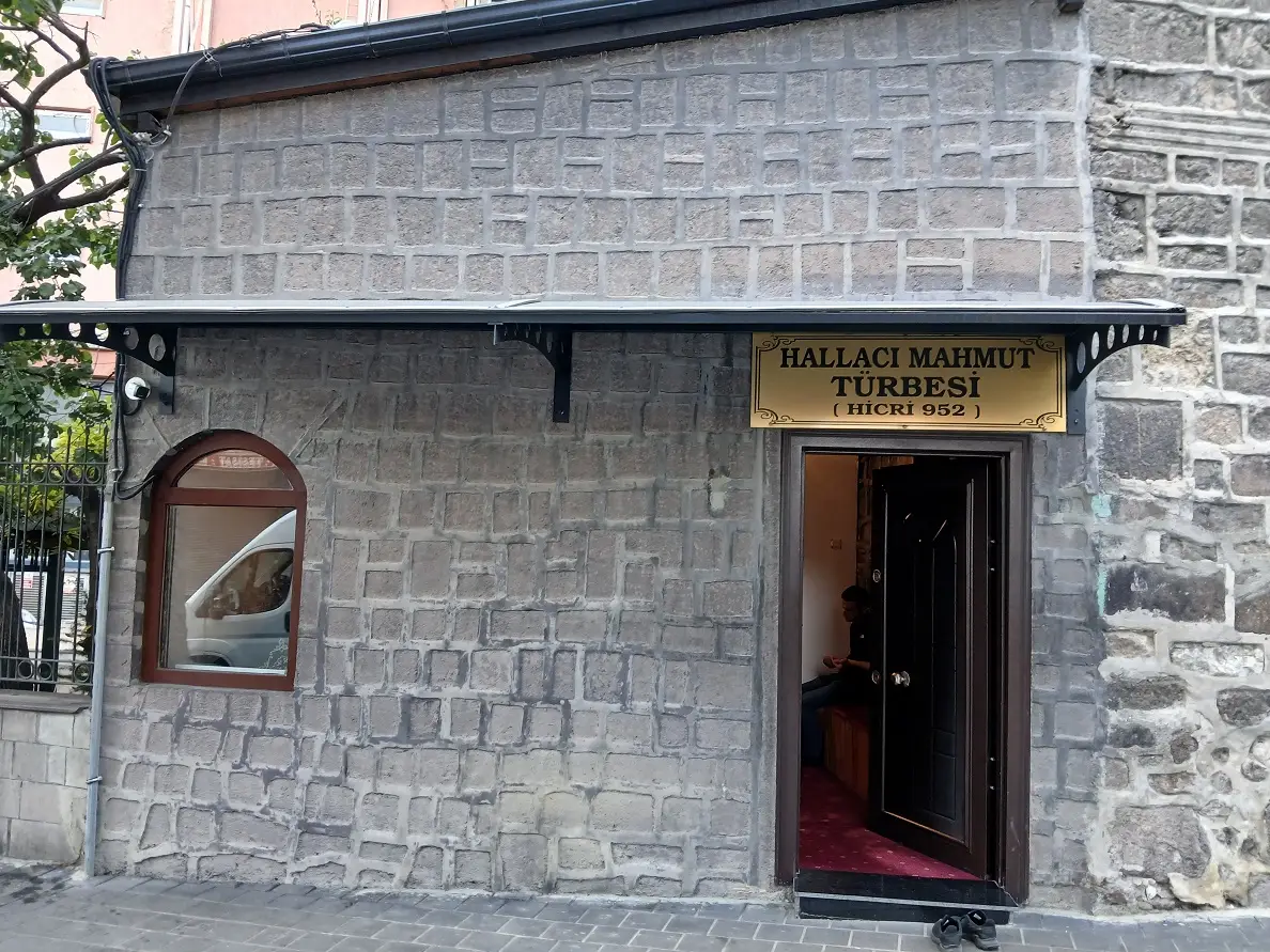 Ulus Susam Sokak Hallaç Mahmut Camii Türbesi (6)