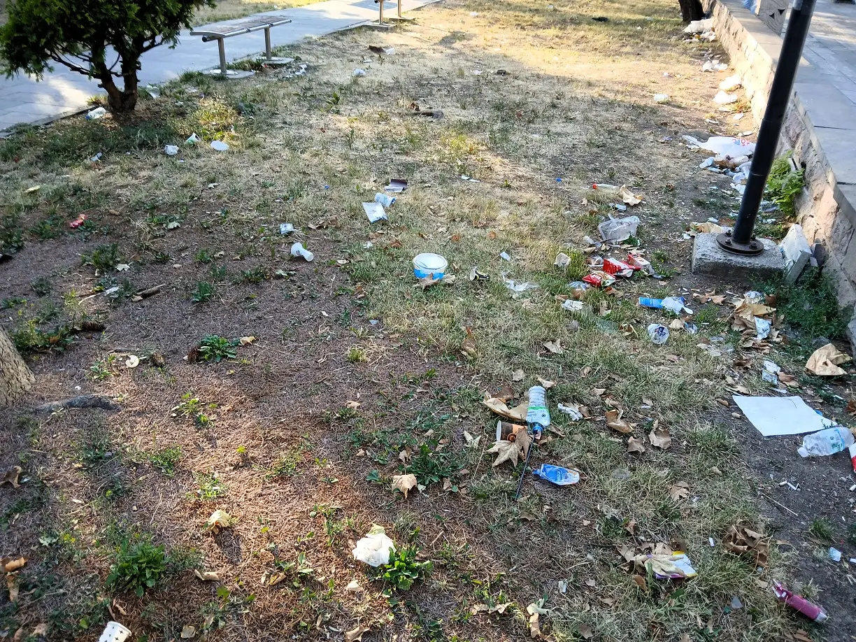 Abb Çevre Koruma Ve Kontrol Dairesi Cumhuriyet Parkı Sıhhiye Opera Çöpler (6)