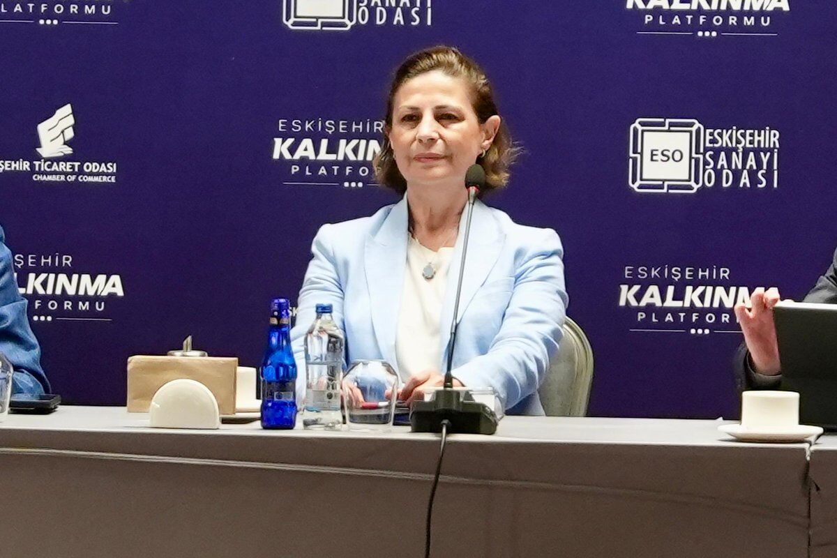 Ayse Ünlüce Cocuklari