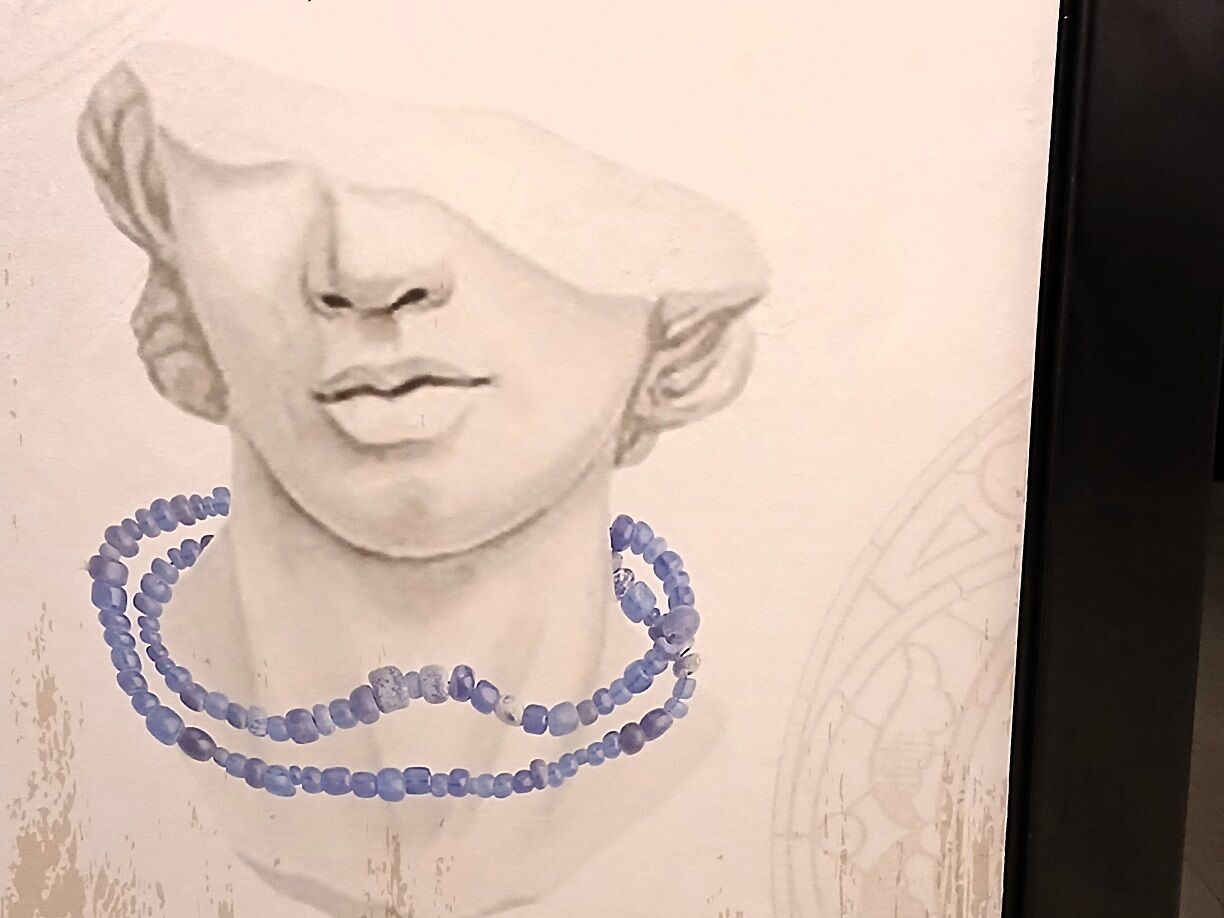 Elde Vefa Gözde Zarafet Takı Sanatının 12 Bin Yıllık Öyküsü Sergi Etnografya Müzesi (12)