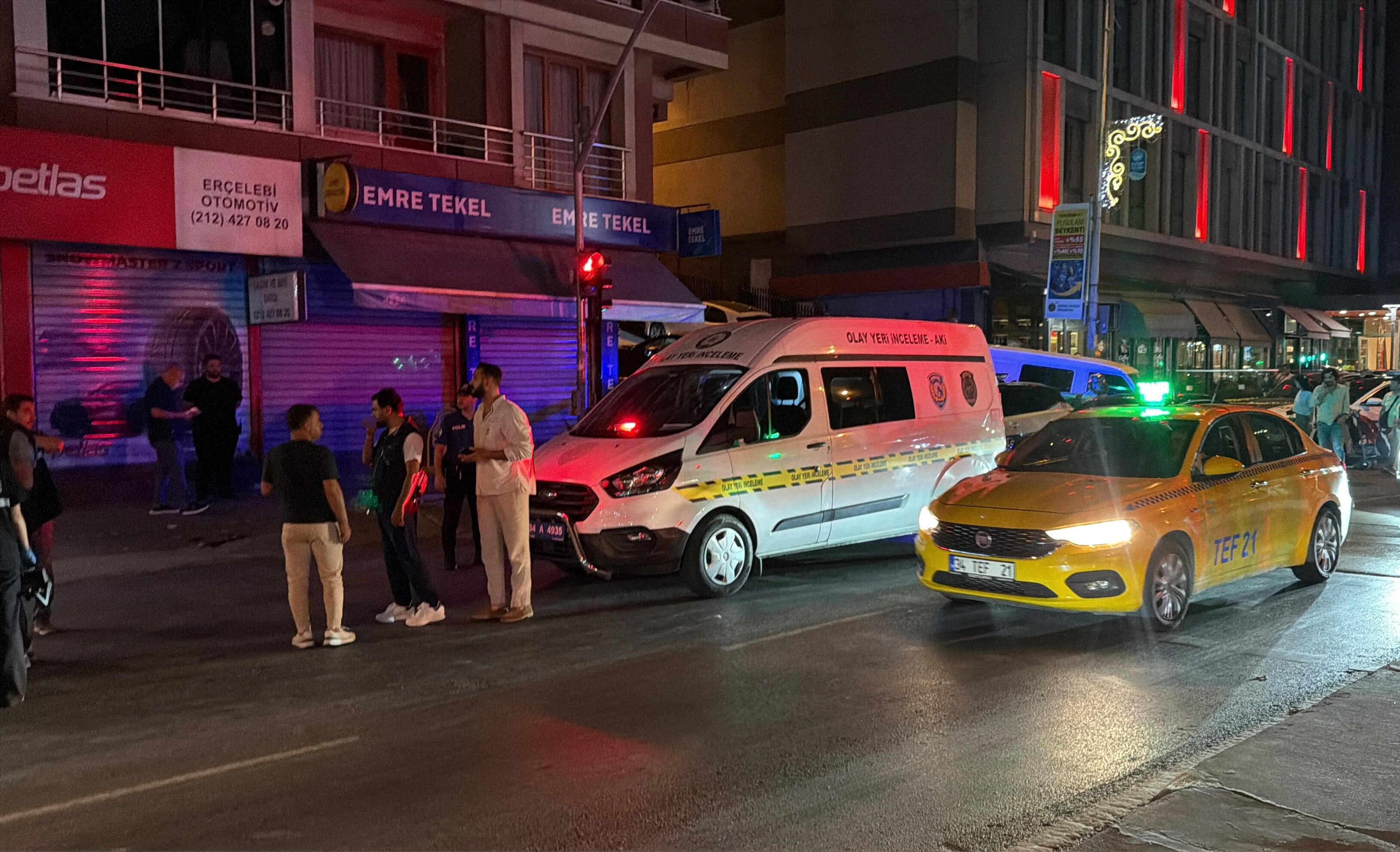 Eyüpsultan’da Oto Galeriye Kurşun Yağdı! 2’Si Ağır 4 Kişi Yaralandı