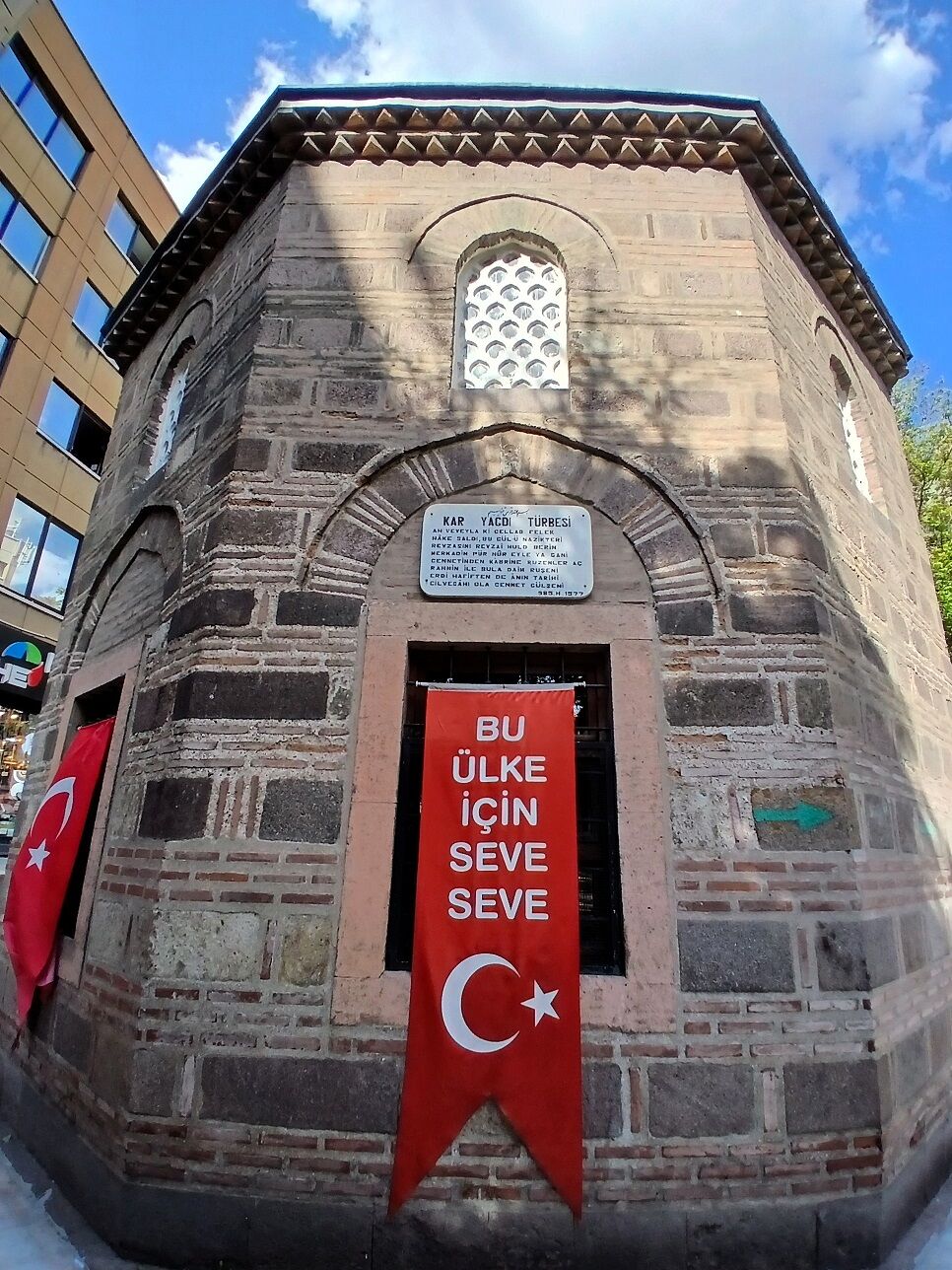 Karyağdı Hatun Türbesi Itfaiye Meydanı Ulus Ankara (3)