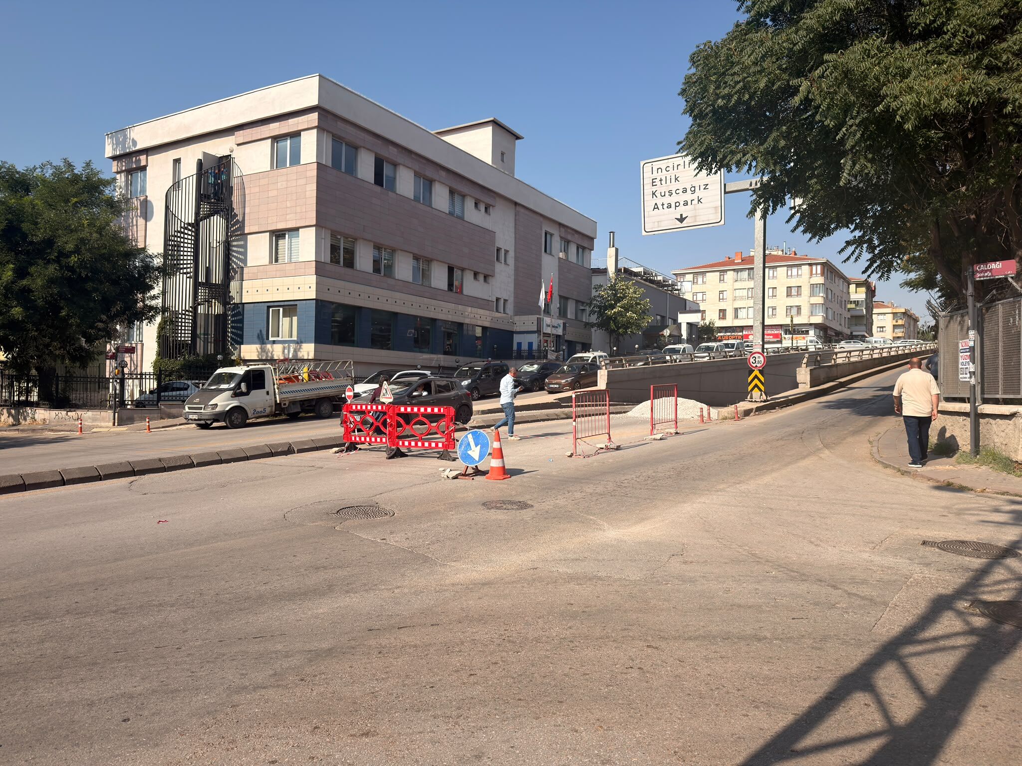 Keçiören Tepebaşı Yol Çalışması (2)