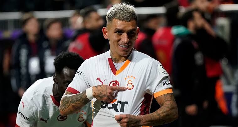 Lucas Torreira3