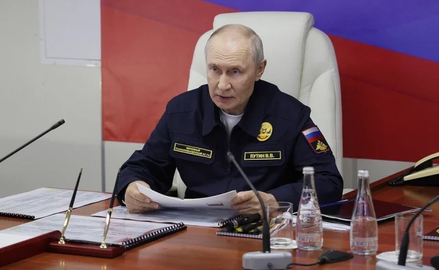 Putinden Abnin Rus Gemilerine 20138422 4667 1 M