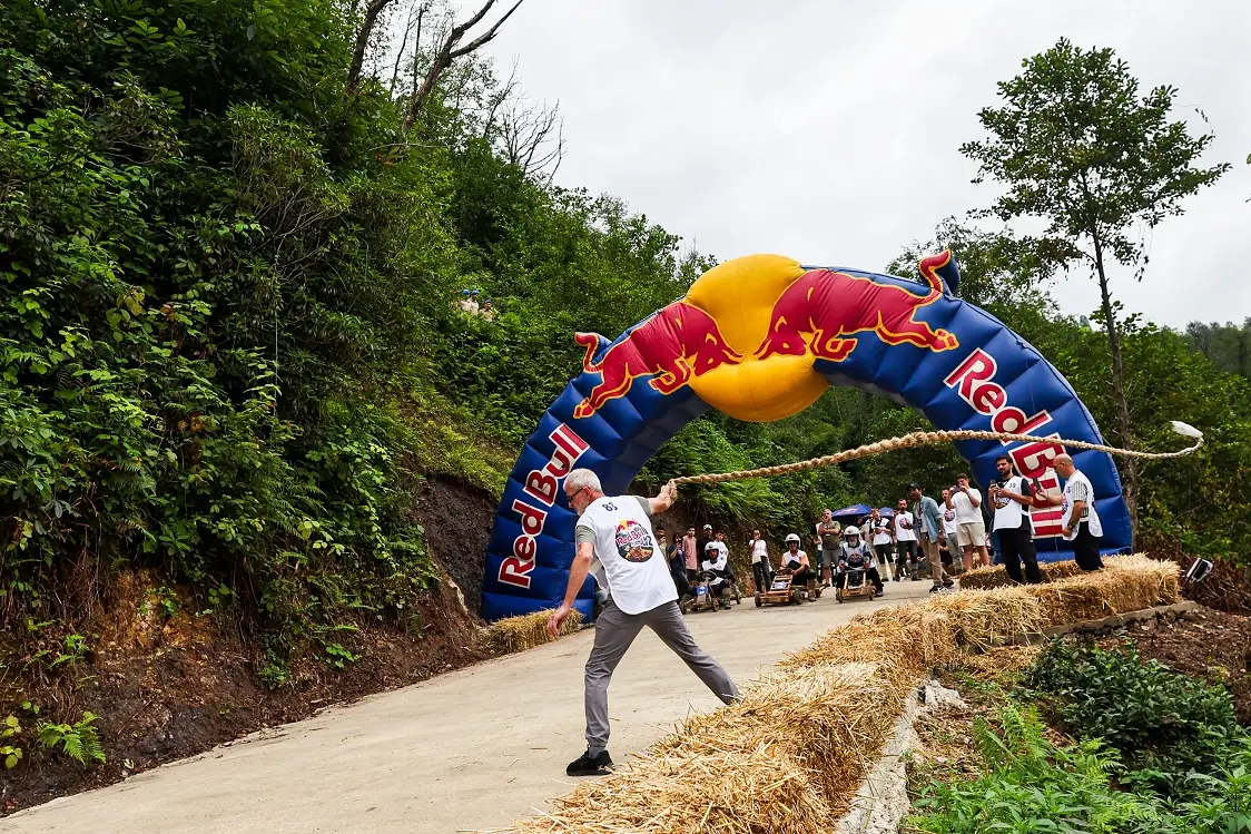 Red Bull Formulaz Rize Ardeşen Tahta Araba (3)